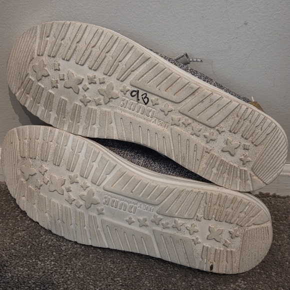 Hey Dude Shoes Womens 9 Wendy Mustard Mix Sneakers Gray Lace Up Low Top Comfort - Picture 8 of 11